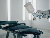 Le celle solari sottilissime di Mercedes Benz possono essere applicate semplicemente alla carrozzeria dell'auto, indipendentemente dalla sua forma o dal suo design (fonte: Esmihel Muhammad via Pexels)