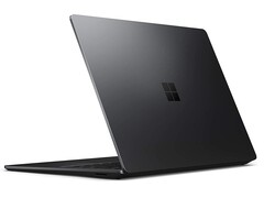 Su Amazon il Microsoft Laptop 3 ricondizionato dal produttore con l&#039;unità SSD più grande da 256 GB è in vendita a soli 499 dollari (immagine: Microsoft)
