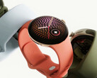 Il Pixel Watch 4 sarà dotato di una delle nuove funzionalità Emergency SOS presenti sul Pixel Watch 5.