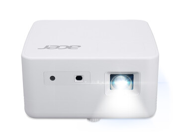 Il PD1810 e il suo telecomando. (Fonte: Acer)