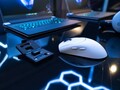 Dell ha lanciato l'Alienware Tri-Mode Wireless Gaming Mouse al CES 2022 (immagine via Dell)