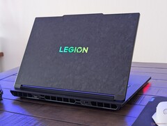 Dovrà familiarizzare con il software LegionSpace preinstallato sul suo Legion 9 18, per ottenere tutte le impostazioni corrette (fonte: Notebookcheck)