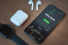 Apple ha preso di mira Spotify in risposta alla multa della Commissione Europea. (Fonte: Cezar Sampaio & Unsplash)