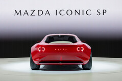 I fari posteriori della concept Mazda Iconic SP sono tra i più particolari del Japan Mobility Show 2023. (Fonte: Mazda)