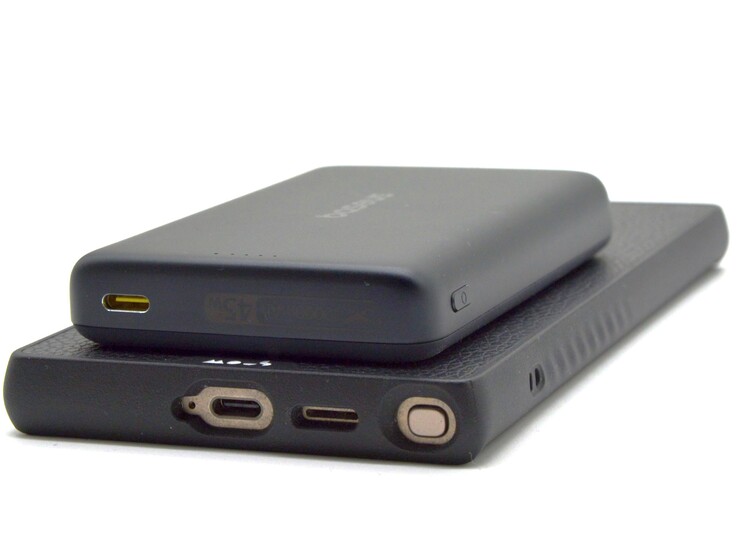 Baseus PicoGo AM52 MagSafe Powerbank testata