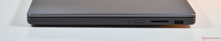 destra: Lettore di schede SD, USB-A 3.2 Gen 1