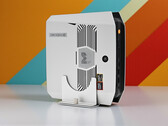 Bosgame M5 con AMD Ryzen AI Max+ 395 e 128 GB di RAM DDR5