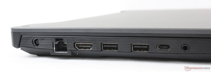 A sinistra: adattatore AC, Gigabit RJ-45, HDMI 2.0b, 2x USB-A 3.2 Gen. 1, USB-C con Thunderbolt 4 e DisplayPort (No ricarica portatile), 3.5 mm combo audio