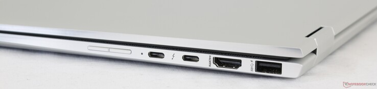 Lato Destro: Volume, 2x USB Type-C w/ Thunderbolt 3, HDMI 1.4, USB 3.1 Type-A