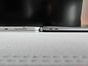 iPad Pro 11 2025 M5 e Magic Keyboard (sinistra) vs. Apple MacBook Air M1 (destra)