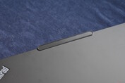 Lenovo ThinkPad X13 G4 Deep Black: Urto della fotocamera
