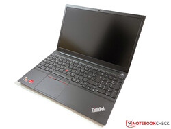 Recensione del computer portatile Lenovo ThinkPad E15 Gen.2. Dispositivo gentilmente fornito da: Campuspoint