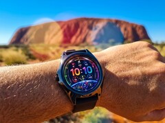 Gli smartwatch richiedono solo fino a 4.000 nit di picco per essere visibili anche nelle giornate più luminose, pertanto il valore aggiunto offerto dai 6.000 nit è discutibile.