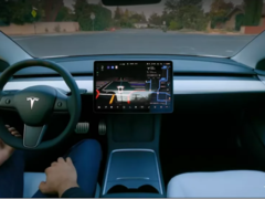 Gli esperti che hanno esaminato i video condivisi dai proprietari di Tesla che utilizzano la modalità &quot;Full Self-Driving&quot; hanno sollevato preoccupazioni per la sicurezza. (Fonte: Tesla)