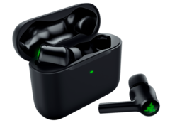 Razer lancia gli auricolari Hammerhead True Wireless V2 con illuminazione RGB perché è ovvio che lo facciano (Fonte: Razer)