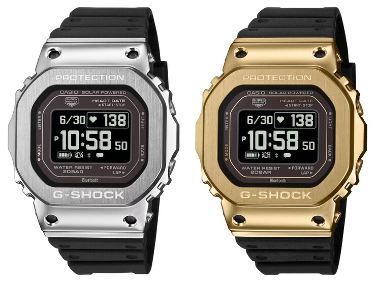 Gli orologi Casio G-Shock GMH5600-1 (a sinistra) e GMH5600-9 (a destra)