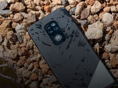 Il Moto Defy è una forma ruggedized del Moto G9 Play. (Fonte: Motorola)