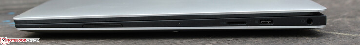 9305 lato destro: USB Type-C e un lettore di schede microSD
