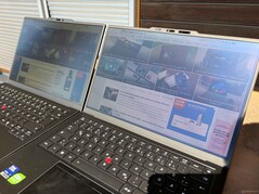IPS (a sinistra) vs. OLED (a destra)