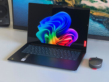 Lenovo Yoga Slim 7x (2024) (fonte: Notebookcheck.com)