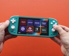 La console portatile Retroid Pocket G2 mostra il menu di emulazione con le icone per GameCube, Game Boy, Super Nintendo, Wii e Nintendo Switch (Fonte immagine: Retro Game Corps via YouTube)