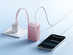 Una versione rosa di Anker Nano Power Bank (nella foto) è ora disponibile nel Regno Unito. (Fonte: Anker)