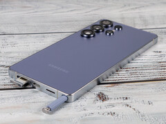 Galaxy S26 Ultra potrebbe essere in grado di ricaricare la sua batteria più velocemente rispetto a Galaxy S25 Ultra mostrato qui (fonte: Notebookcheck)