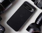 Il Pixel 9 Pro XL è uno dei numerosi smartphone idonei per l'ultimo aggiornamento di Google Android 15. (Fonte: Notebookcheck)