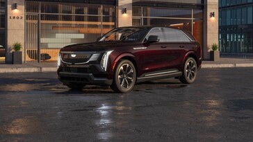 Cadillac Escalade IQ in tinta nero ciliegia