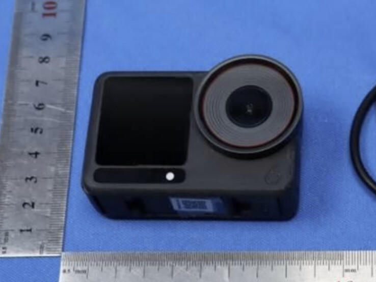 Il prototipo di DJI Osmo Action 6 all'inizio di quest'anno. (Fonte: FCC)