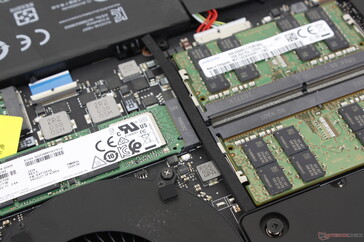 2x slot SODIMM supportano fino a 64 GB max