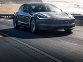 Il nuovo aggiornamento 2024.20 migliora i fari adattivi (immagine: Tesla)