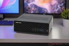 L&#039;MS-S1 Max è ora disponibile per il preordine a 2.299 dollari. Nella foto: il mini PC. (Fonte: Notebookcheck)