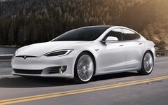 La Tesla Model S elettrica (Fonte: Electric Car Home)