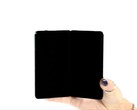 Si dice che il primo pieghevole dal formato ampio di Motorola sia più piccolo del Galaxy Z Fold8 e dell’iPhone Duo.