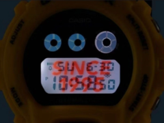 Si dice che l'orologio Casio sia dotato di una retroilluminazione LED bianca con il testo 