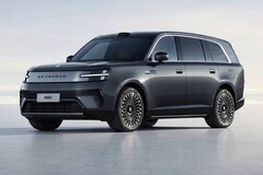 Il fondatore di Xiaomi, Lei Jun, ha presentato i nuovi SUV SkyNomad EREV in occasione dell’evento di lancio tecnologico, che offrono un’autonomia fino a 1.060 miglia