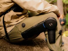 Il MO/GO è un indumento robotico che riduce l'affaticamento e l'affaticamento delle articolazioni su terreni sopraelevati o su scale (Fonte: Skip)