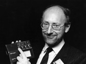 Sir Clive Sinclair ha inventato la calcolatrice tascabile e la serie ZX, tra gli altri dispositivi. (Fonte: Getty Images)