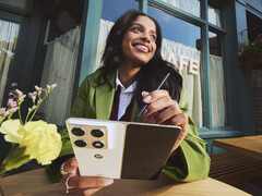 Il Motorola Razr Fold supporta l'input con lo stilo tramite la Moto Pen Ultra.