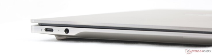 A sinistra: USB-C Thunderbolt 4 con DisplayPort 2.1 + Power Delivery 3.1, jack da 3,5 mm per cuffie