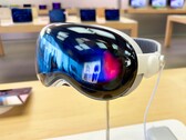 Appleil leggero auricolare AR dell'azienda, che avrebbe dovuto essere collegato a un Mac, sarebbe stato abbandonato. (Fonte: Mylo Kaye)