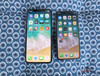 Le dimensioni dell'iPhone XS Max e dell'iPhone X a confronto.