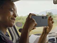 Il prossimo smartphone Xperia di Sony è 'alimentato' dalle divisioni fotocamera Alpha e lettore audio Walkman. (Fonte: Sony)