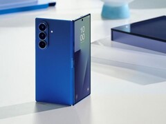 Samsung Galaxy Z Fold7 (nella foto) utilizza il titanio per la sua piastra posteriore. (Fonte: Samsung)