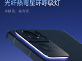 Oppo ha integrato una luce di notifica all'interno dell'alloggiamento della fotocamera nella serie Reno7. (Fonte: Oppo)