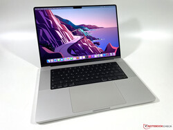 In Recensione: Apple MacBook Pro 16 2021 M1 Max. Modello di prova per gentile concessione di Apple Germania.