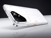 Il Pova 8 Pro nella variante di colore «arc white»