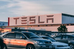 I bussini di accumulo di energia di Tesla sono cresciuti del 114% nel 2024 (Fonte: Craig Adderley, Pexels)