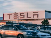 I bussini di accumulo di energia di Tesla sono cresciuti del 114% nel 2024 (Fonte: Craig Adderley, Pexels)